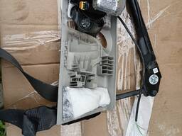 1SW03DX9AE Ремінь безпеки водія передній лівий JOURNEY 11- чорний