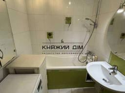 2-кімнатна квартира з ремонтом | Позняки | вул. Анни Ахматової, 6.м.Позняки