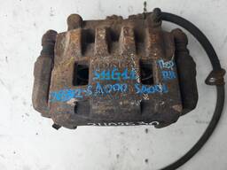 26292SA000 26292SA001 Суппорт передний правый Subaru Impreza G11 Forester S11