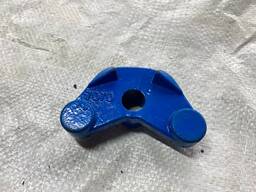 30047068 Кронштейн(коромисло) Monosem