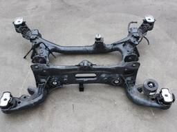 4M0500025 підрамник задній AUDI Q7 4M