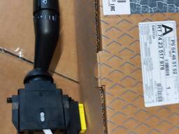 Перемикач склоочисника Renault T 7422007395