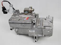 8R0260797C компрессор кондиционера Audi A6, A8, Q5.
