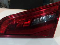 8V4945094A 8V4 945 094 A фонарь правый внутренний Audi A3 S3
