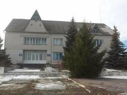 Адмінбудинок