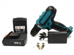 Аккумуляторный шуруповерт с насадками в кейсе