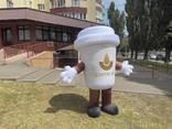 Аниматорский костюм надувной - ходячий щит бренда 240 см 4 часа работы - фото 1