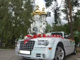 Аренда автомобиля Chrysler 300C на свадьбу