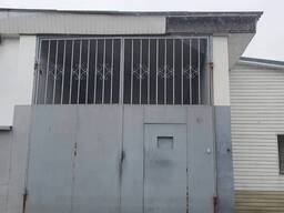 Аренда боксів на закритій територіі , біля окружної