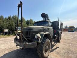 Аренда лесовоза ЗИЛ-131 с манипулятором