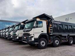 Оренда самоскидів та спецтехніки.