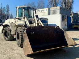 Аренда услуги фронтального ковшевого погрузчика 3,2м3