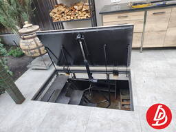 Автоматичний люк для підвалу. Броневик Дніпро.