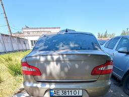 Автомобіль Skoda SuperB, легковой седан