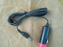 Автомобильный адаптер 12V