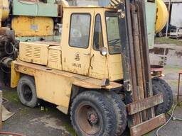 Автонавантажувач ЛЗА в. п. 5т б/у