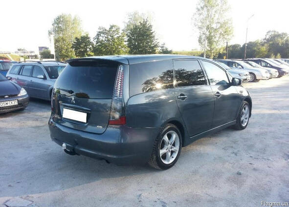 Автозапчасти оригинал б/у Mitsubishi Grandis
