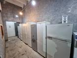 Б/у рабочий двухкамерный холодильник Атлант (154 см, 263 л, класс А)