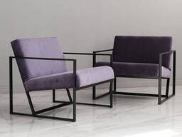 Баклажанное кресло в стиле лофт из металла и велюра