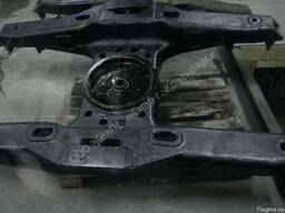 Балка шкворневая на трехосную тележку