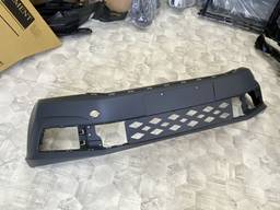 Бампер панель радиаторов решетка Passat B8 пассат Б8