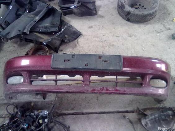 Бампер передний на Daewoo Lanos Део Ланос