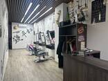 Барбершоп Фасад 52м2 Гарматна 37А - фото 1