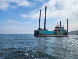 Баржа самоходная самоподъемная продам в Стамбуле, самоходная самоподъемная баржа продается