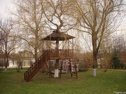 Беседка для игры на дереве