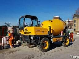Бетоносмеситель с самозагрузкой Dieci F7000.