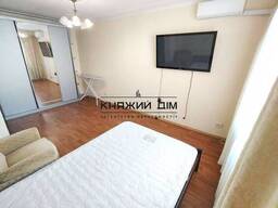 БЕЗ Комісії!!!Є генератор. Продам 1-ю. кв. на Осокорках в ЖК патріотики. Осокорки