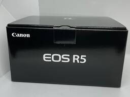 Бездзеркальна камера Canon EOS R5