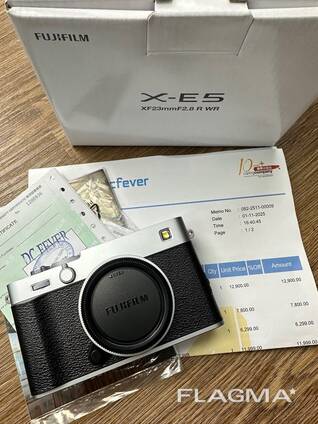 Бездзеркальна камера FUJIFILM X-E5 (срібляста)