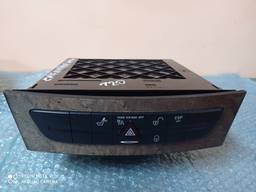 Блок кнопок управление бардачок Mercedes W211 02-09 A2116800552