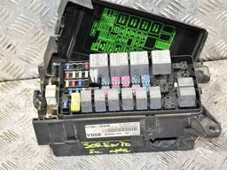 Блок предохранителей Kia Sorento 2.5crdi 2002-2009 911603E040 371773