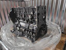 Блок циліндрів двигуна 4HK1-T Ісузу (Євро 4) у зборі з поршнями та колінвалом