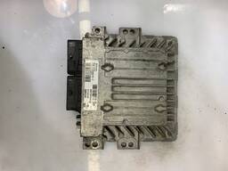 Блок управления двигателем Renault Duster 1.5dci 237102277R, 237100764R, S180095106 Dacia