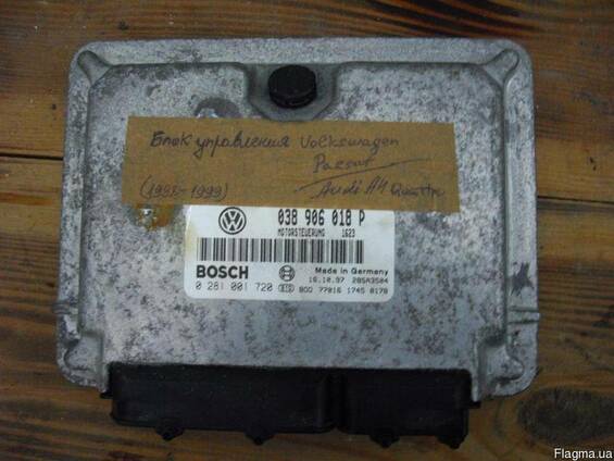 Блок управления Volkswagen Passat 038906018P