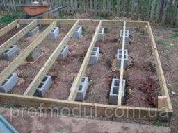 Блоковий стовпчастий фундамент