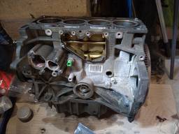 BM5Z6600A 31330423 31422232 BM5G6600GC 1763922 1745659 1841658 31339309 маслонасос Ford