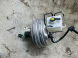 BMW 5 E60\E61 2003-2010 Вакуумный насос TRW LAC115T б\у - фото 1