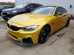 BMW M4 – золотой слиток мощи и роскоши