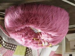 Великий рожевий безкаркасний диван