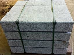 Бордюр гранитный серый