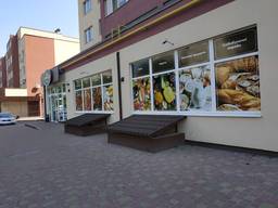 Брендирование окон , рекламное оформление витрин
