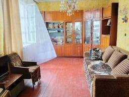 Будинок у центрі села Аджамка
