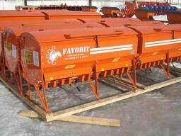 Бункер сеялки СЗ-3,6 (увеличенный, порошковая покраска)