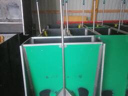 Бункерні годівниці із зволоженням