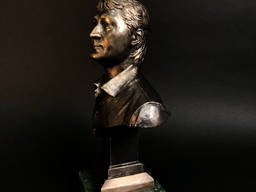 Бюст на заказ