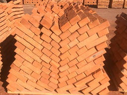 Цегла /кирпич